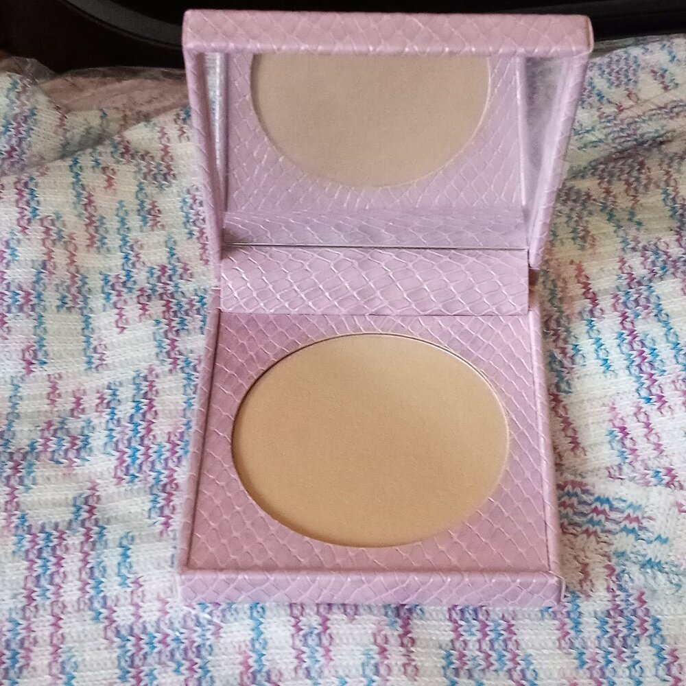 Mally Perfect Prep‎ Neutralizing Powder Primer Tan makeup NEW